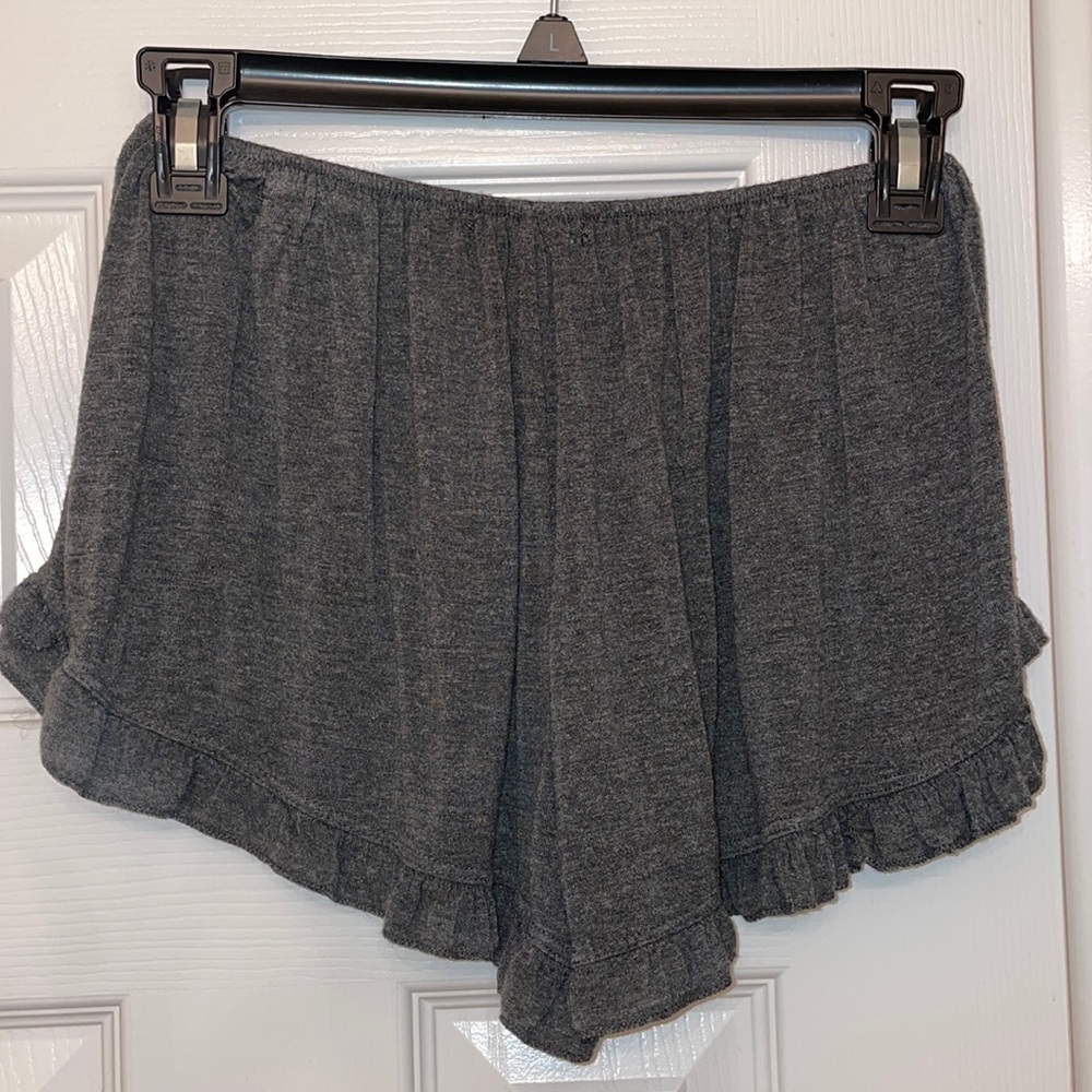 Brandy Melville flowy shorts